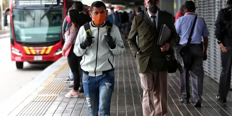 Lee más sobre el artículo Transmilenio Mueve abre 1.200 vacantes de empleo: así puede postularse